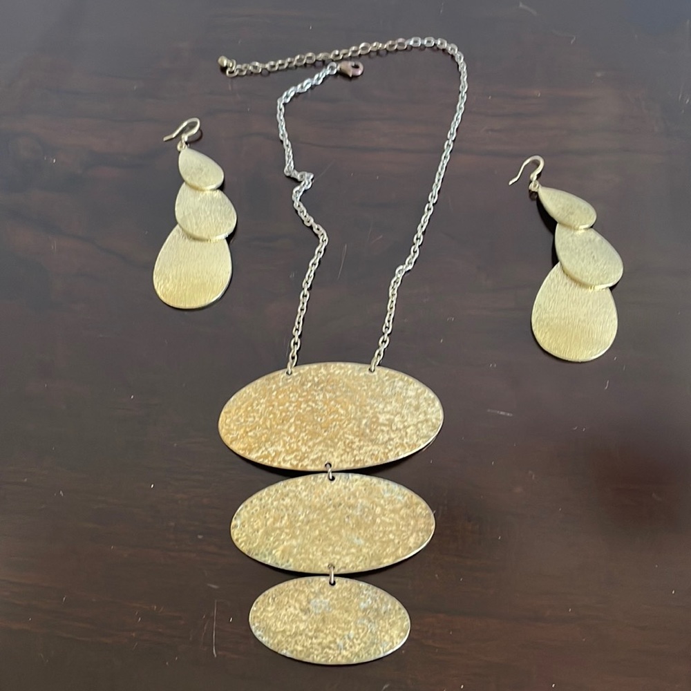 Gold color set necklace and earrings antique